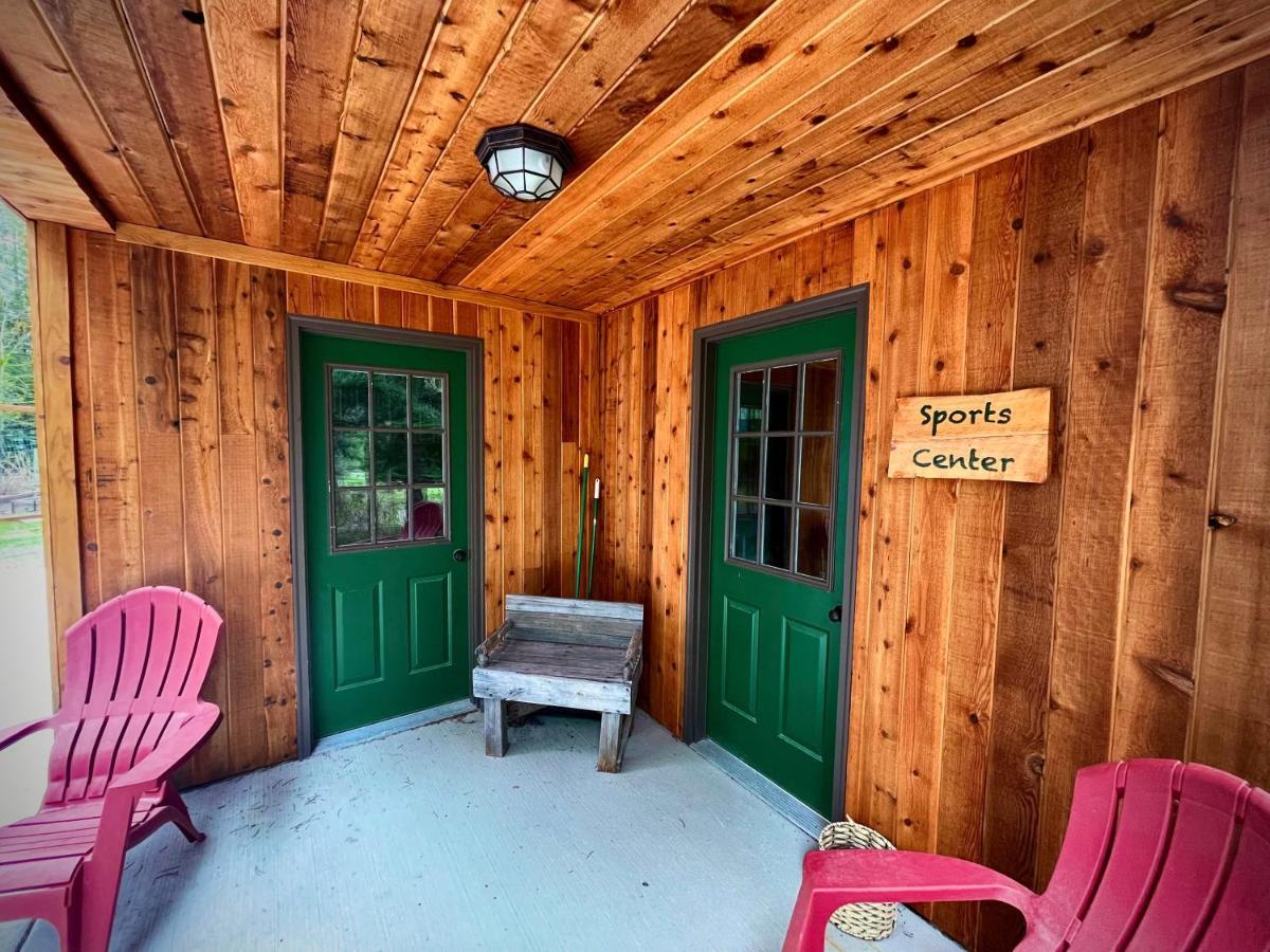 Moss Mountain Inn Columbia Falls Exterior photo